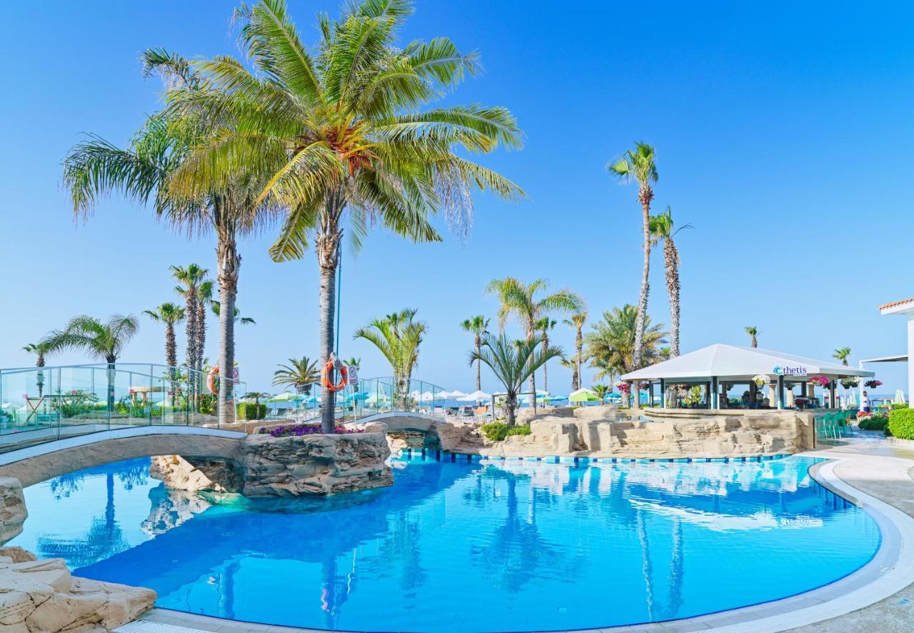 Leonardo Cypria Bay Hotell Geroskipou Exteriör bild