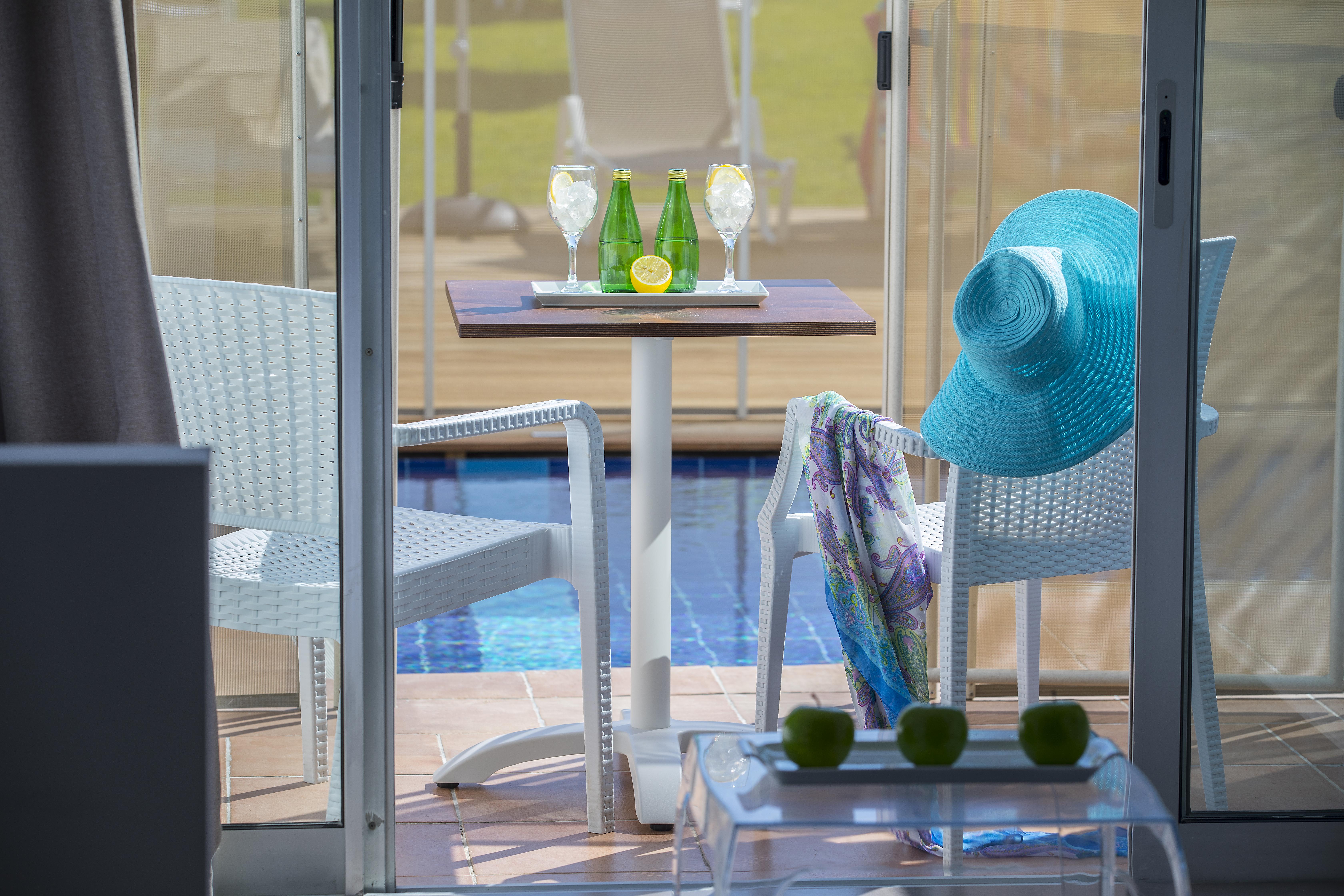 Leonardo Cypria Bay Hotell Geroskipou Exteriör bild