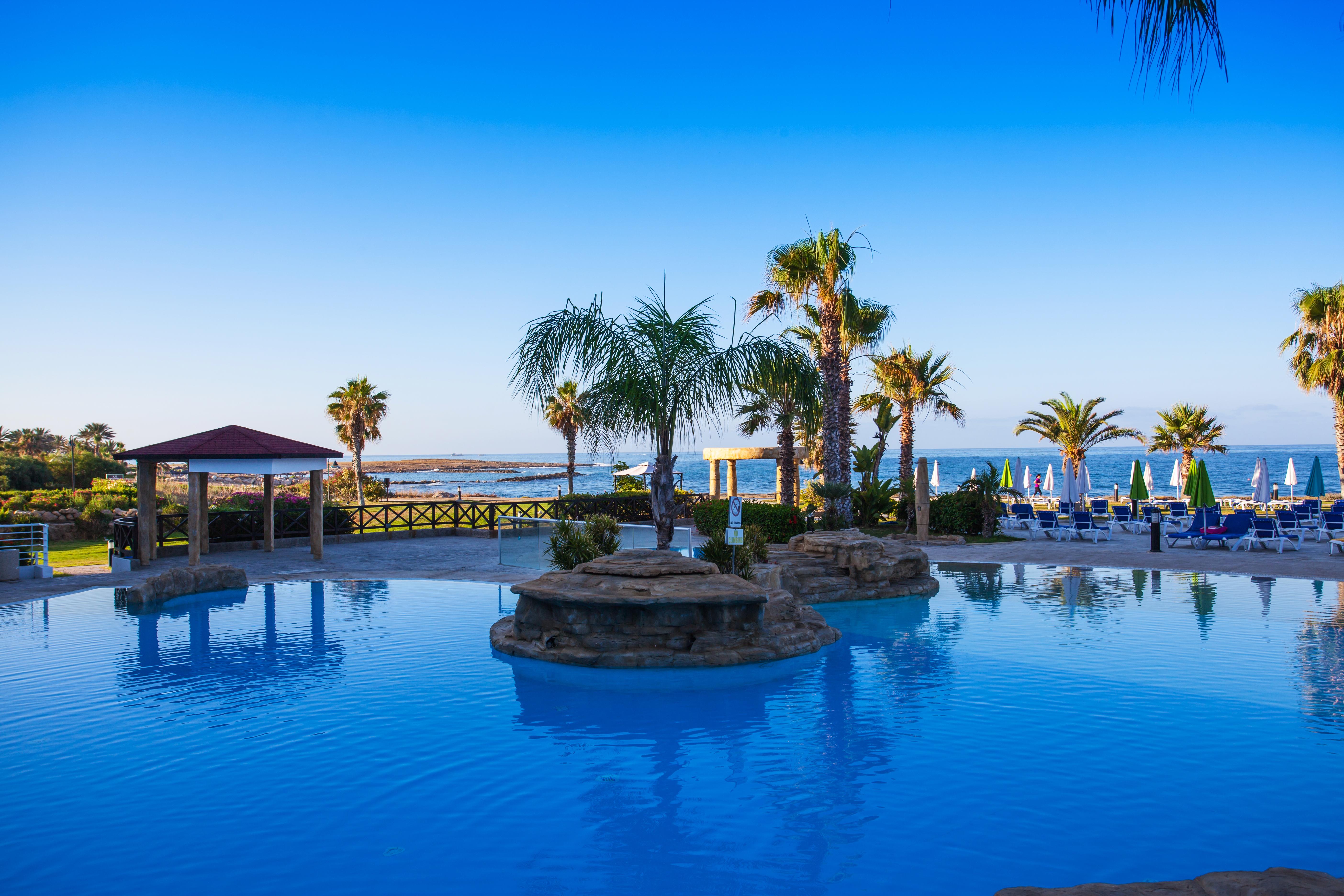 Leonardo Cypria Bay Hotell Geroskipou Exteriör bild