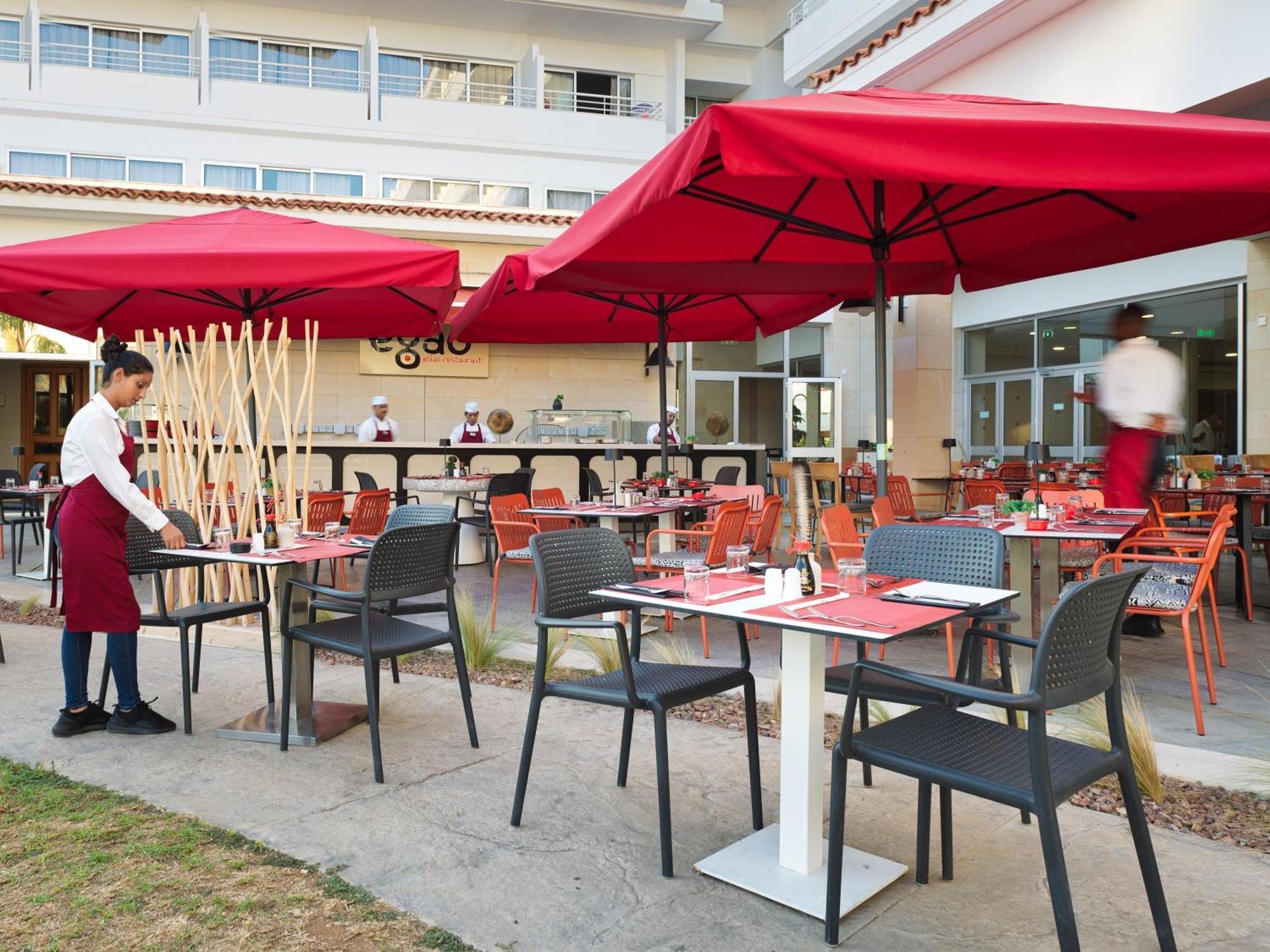 Leonardo Cypria Bay Hotell Geroskipou Exteriör bild