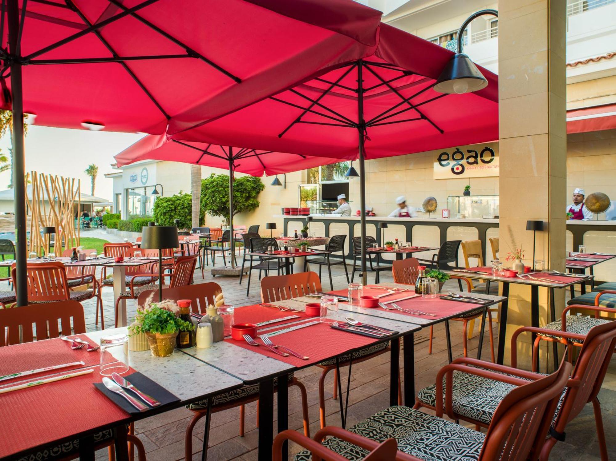Leonardo Cypria Bay Hotell Geroskipou Exteriör bild