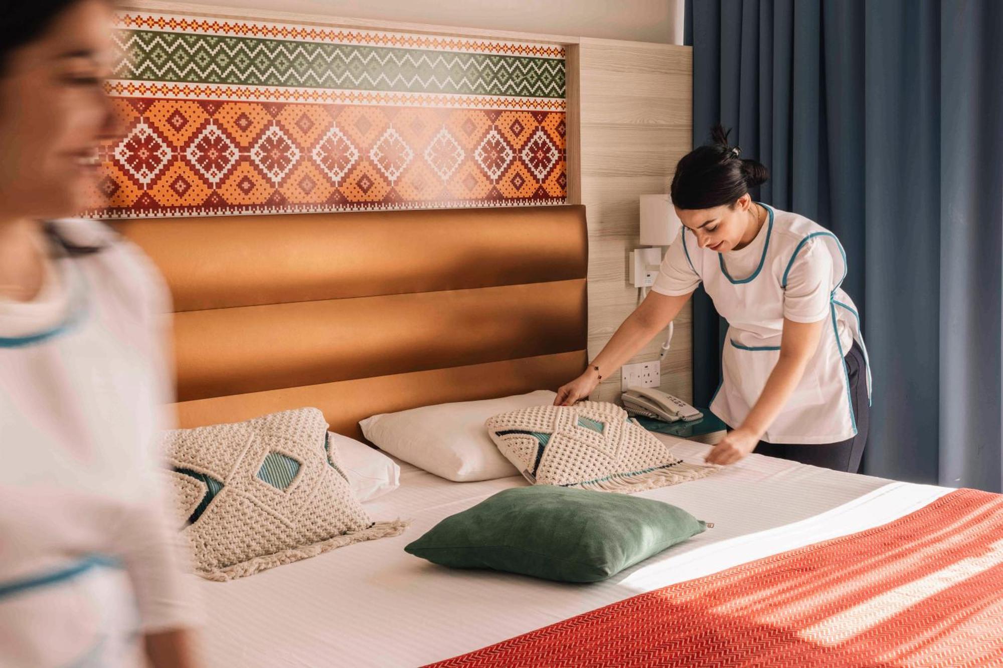 Leonardo Cypria Bay Hotell Geroskipou Exteriör bild