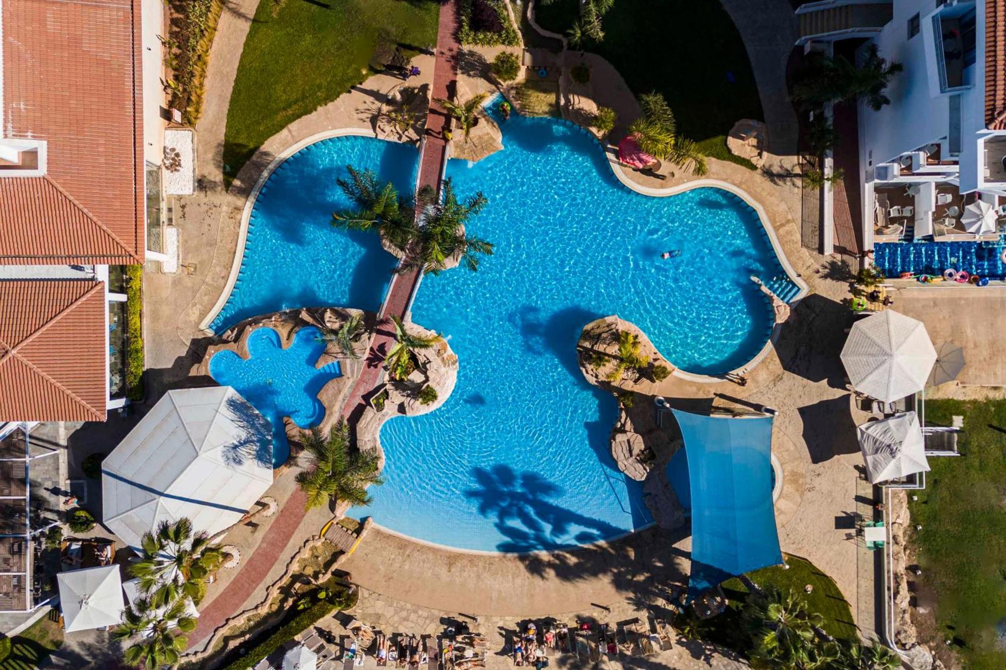 Leonardo Cypria Bay Hotell Geroskipou Exteriör bild