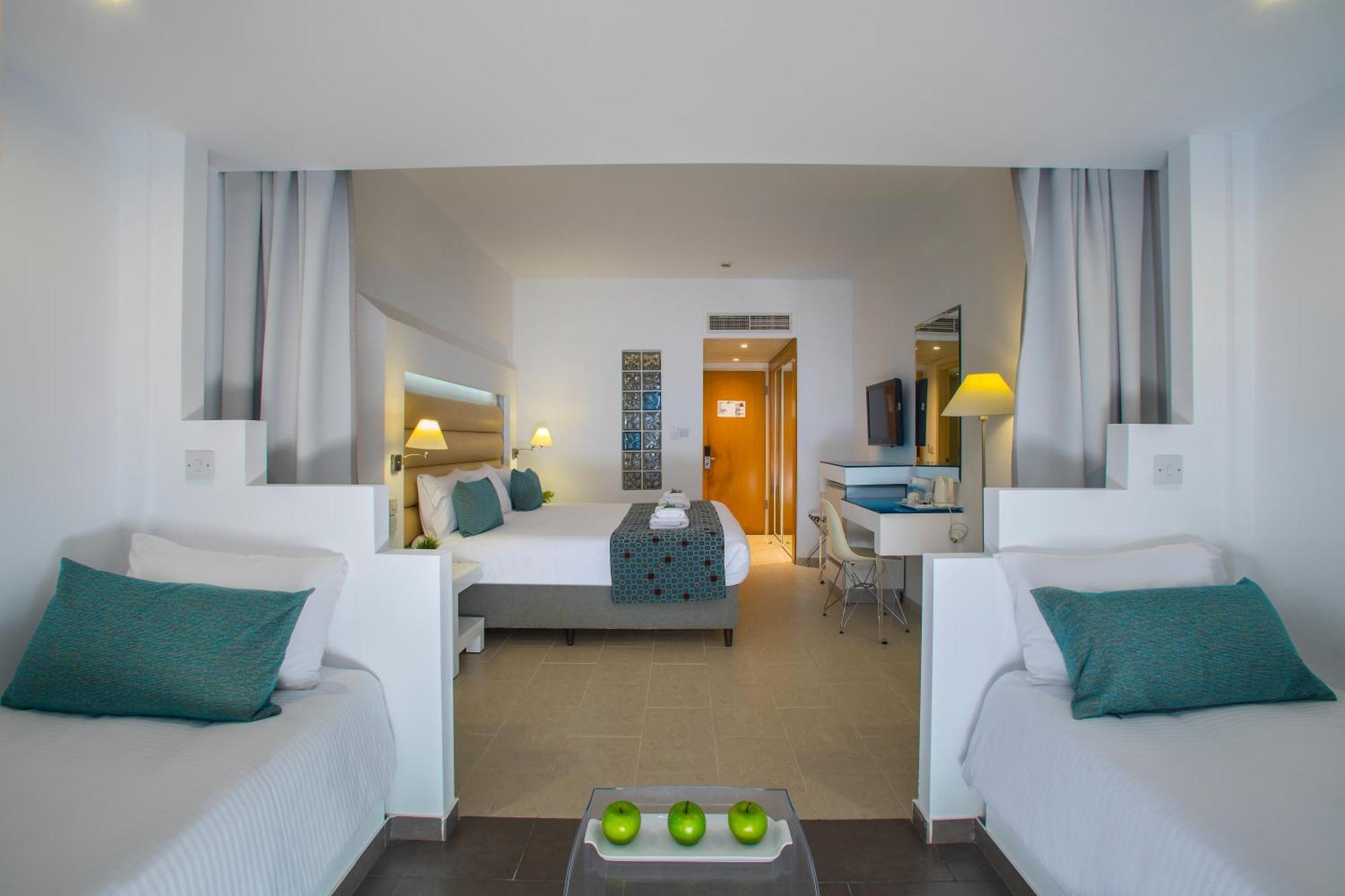 Leonardo Cypria Bay Hotell Geroskipou Rum bild