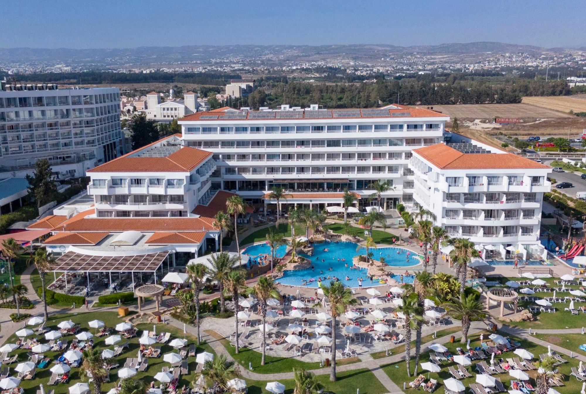 Leonardo Cypria Bay Hotell Geroskipou Exteriör bild