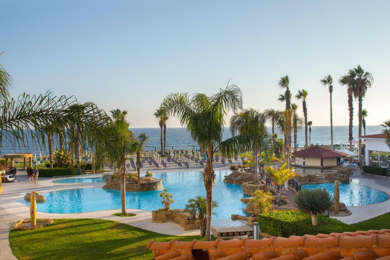 Leonardo Cypria Bay Hotell Geroskipou Exteriör bild
